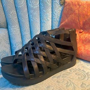 Eileen Fisher gladiator style leather sandal